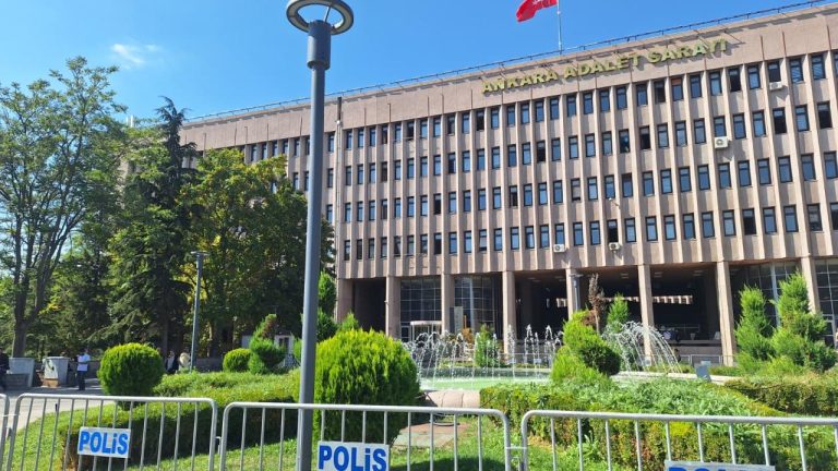 Eski bakan İdris Naim Şahin'in ifadesine başvurulacak