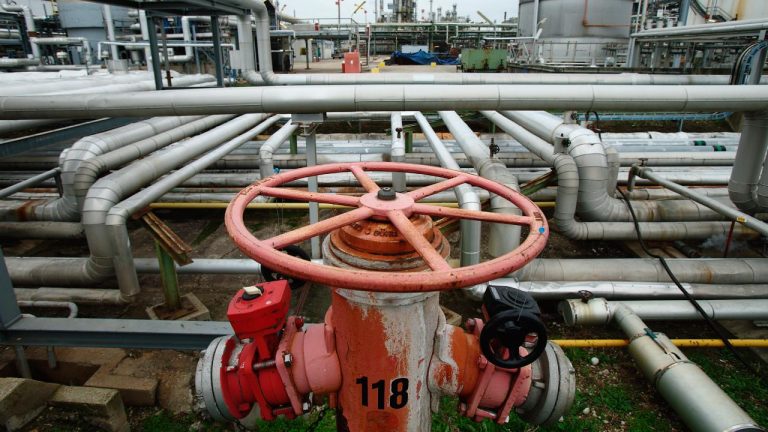 Avrupa'nın doğal gaz depolarında doluluk son 5 yılın en düşük seviyesinde