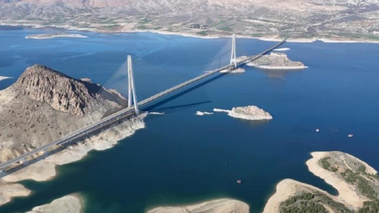 Elazığ ile Tunceli, Pertek Köprüsü ile kesintisiz kara yoluna kavuşacak