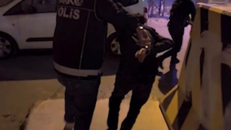 Yolcu otobüsünde 3 kilogram uyuşturucu ele geçirildi