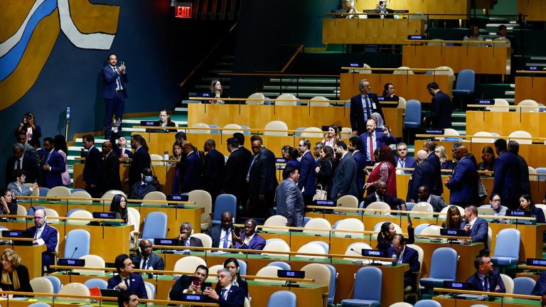 Soykırımcı Netanyahu'yu BM Genel Kurulu'nda 70'e yakın ülke protesto etti