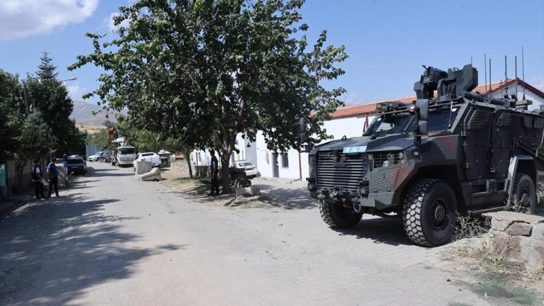 Sivas'ta kaybolan 11 aylık bebeğin annesi ve babası tutuklandı