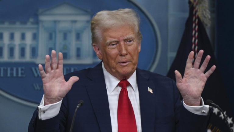 ABD Başkanı Donald Trump yapay zekanın adını değiştirdi