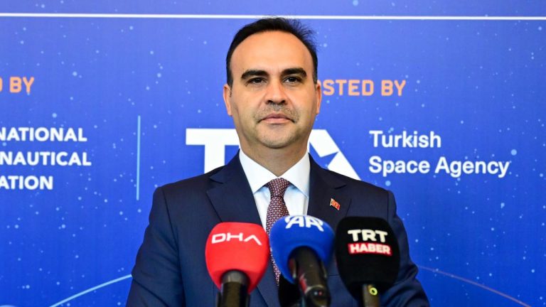 Bakan Kacır: SİPER2 Çelik Kubbe'nin uzun menzilli kalkanı